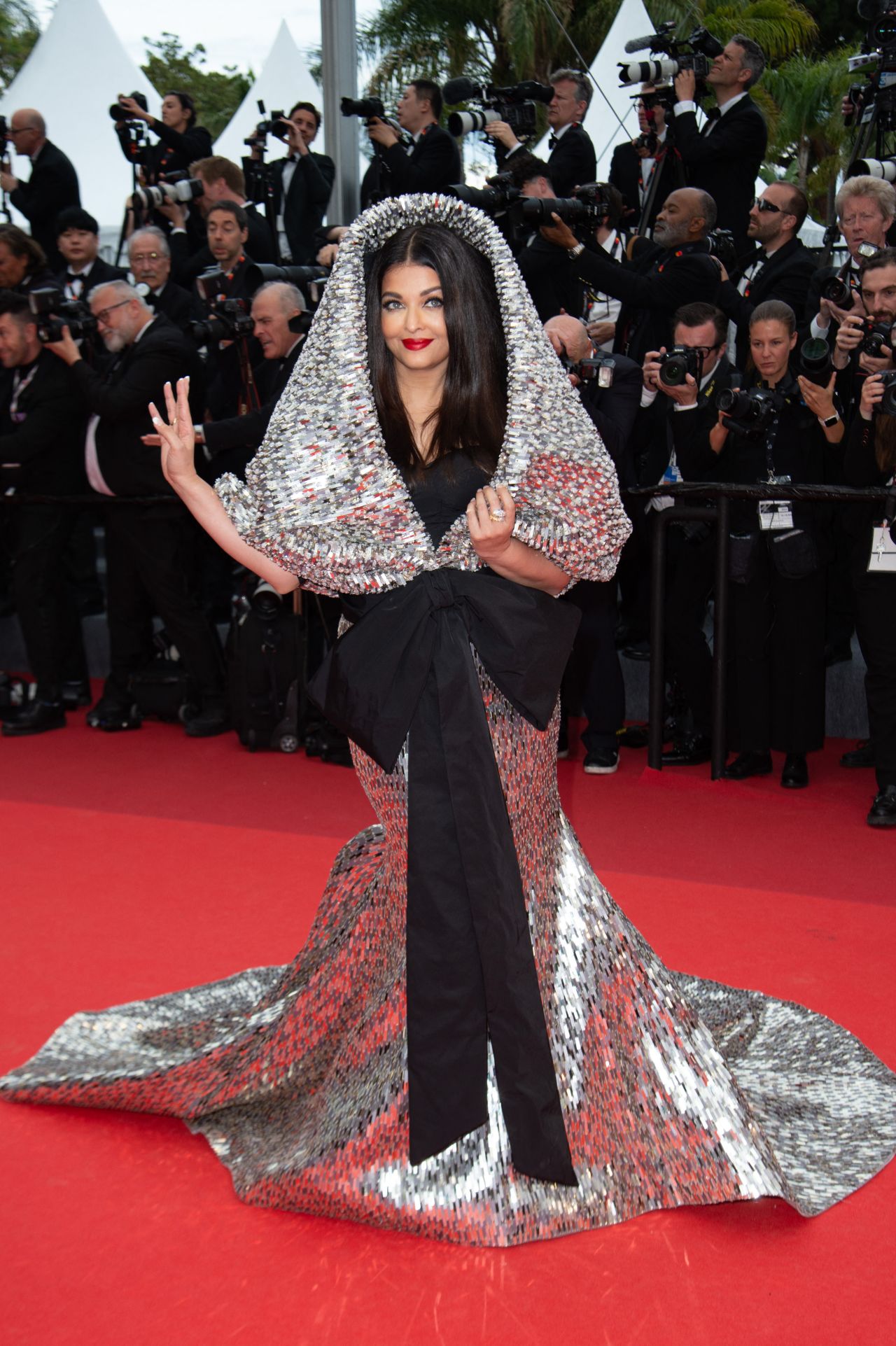 AISHWARYA RAI AT INDIANA JONES AND THE DIAL OF DESTINY CANNES FILM FESTIVAL11